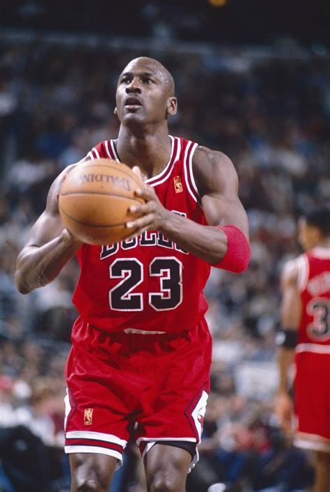 Michael Jordan briefly retired after his father's death .